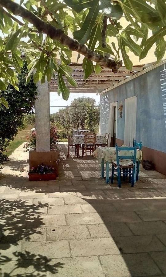 Le Cernicole Villa Melissano Bagian luar foto