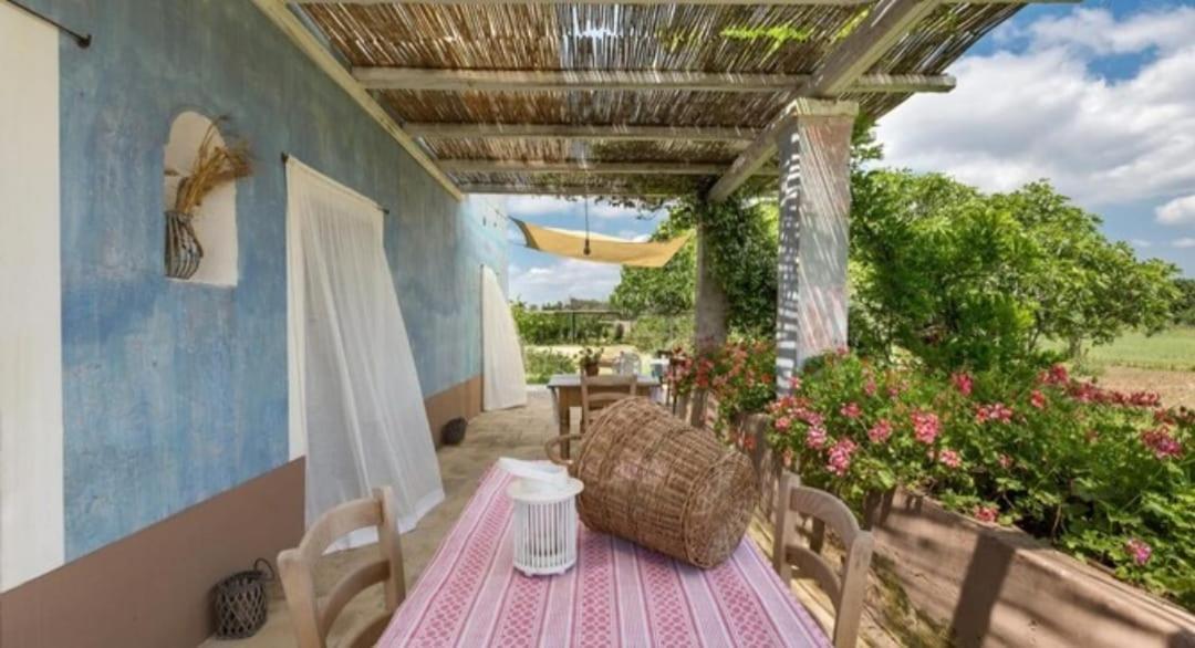 Le Cernicole Villa Melissano Bagian luar foto