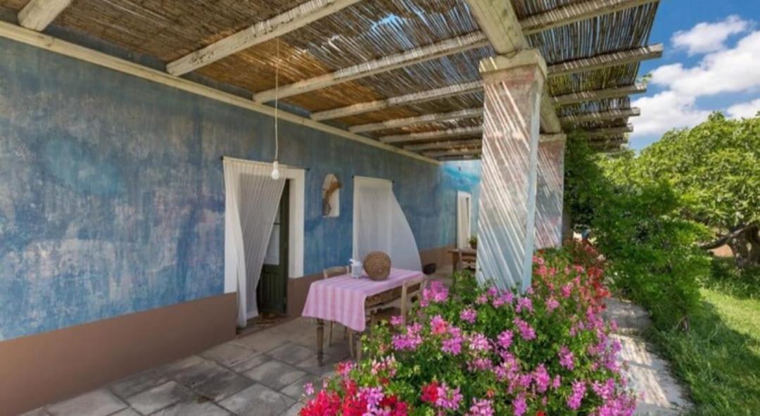 Le Cernicole Villa Melissano Bagian luar foto
