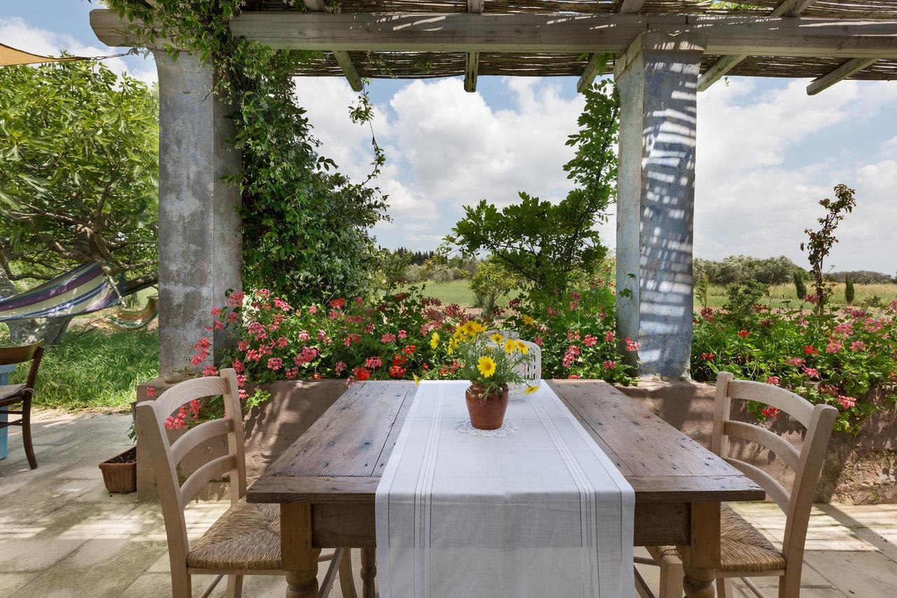 Le Cernicole Villa Melissano Bagian luar foto